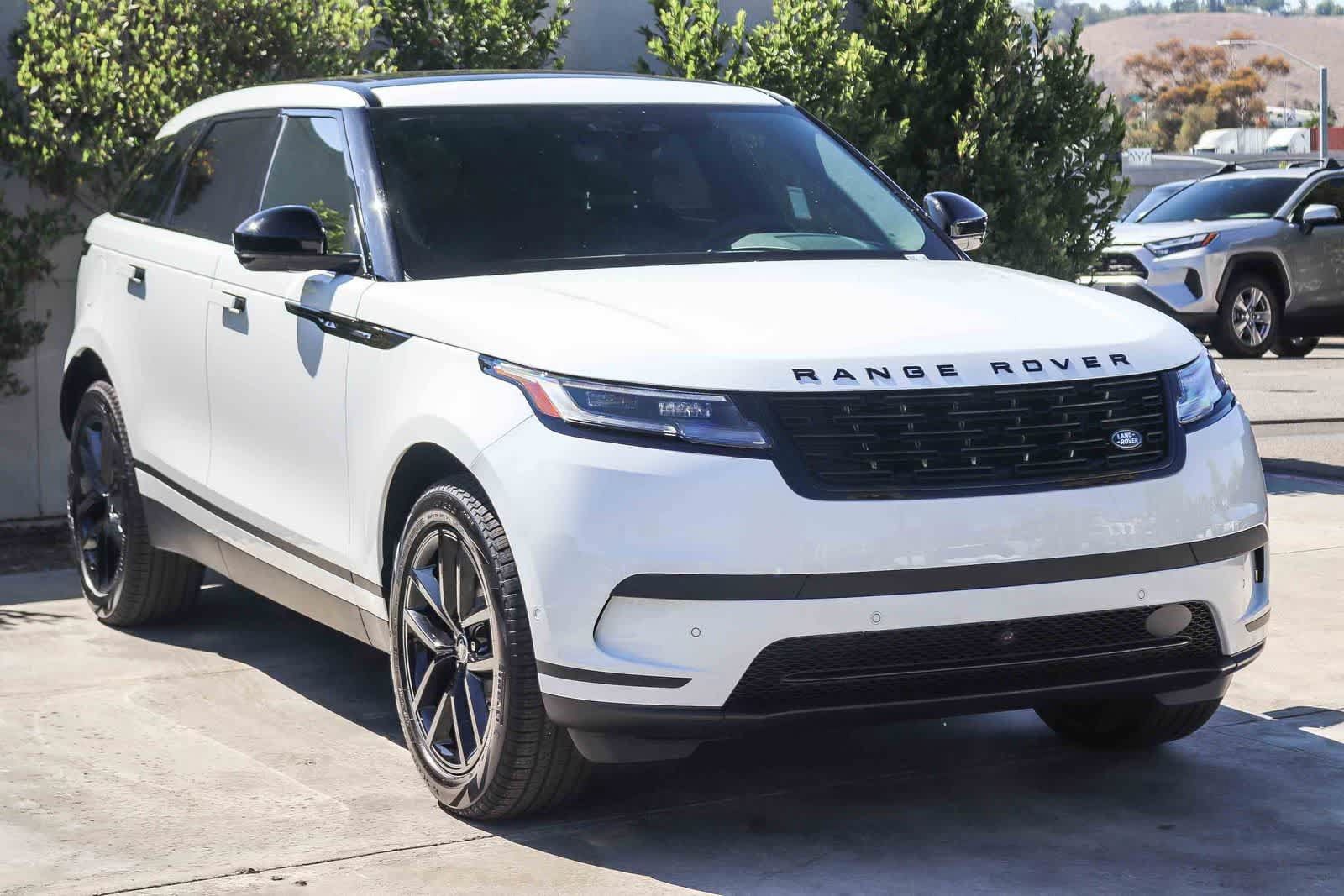 New 2026 Land Rover Range Rover Velar S AWD/4WD image 3