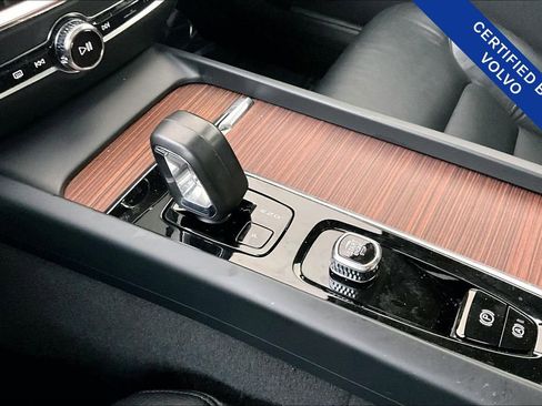 Certified 2024 Volvo S60 B5 Plus image 18