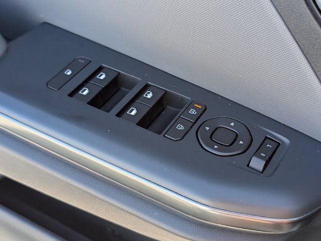 Used 2025 Kia K4 FWD image 16