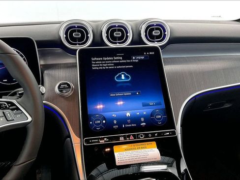 New 2026 Mercedes-Benz GLC 300 image 6