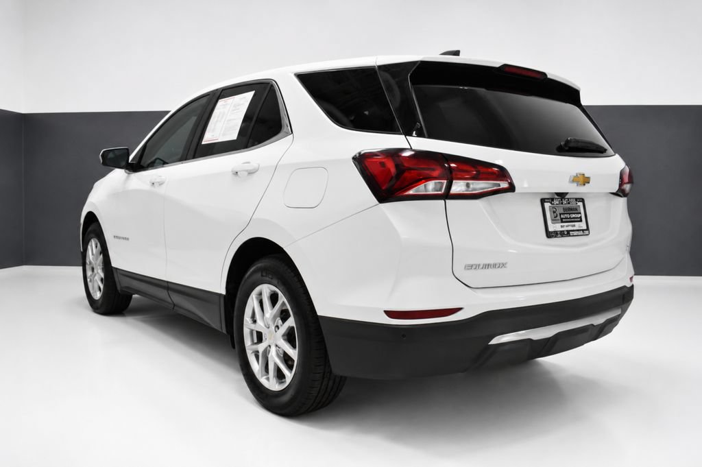 Used 2024 Chevrolet Equinox LT FWD image 3