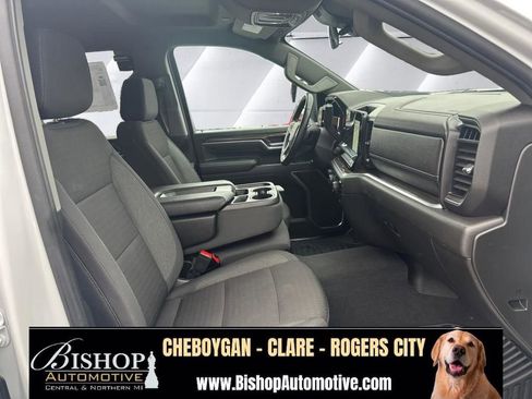 Used 2025 Chevrolet Silverado 2500 LT w/ Convenience Package AWD/4WD image 26