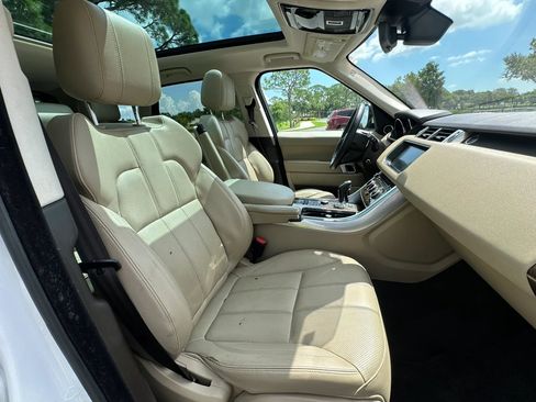 Used 2017 Land Rover Range Rover Sport SE AWD/4WD image 36