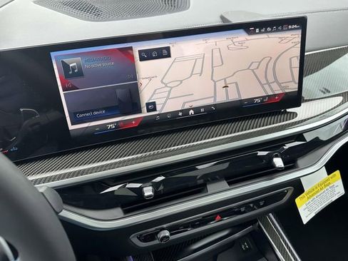 New 2026 BMW X7 M60i image 16