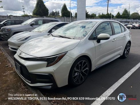 Used 2020 Toyota Corolla SE w/ SE Premium Package FWD image 1