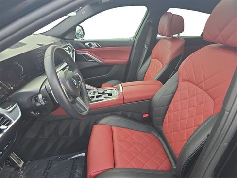 Certified 2024 BMW X6 xDrive40i w/ Premium Package image 10