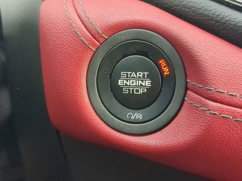 Used 2022 Dodge Durango R/T image 35