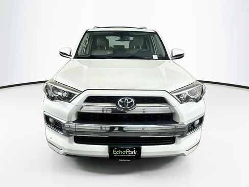 Used 2018 Toyota 4Runner Limited RWD image 2