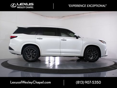 Used 2024 Lexus TX 350 FWD w/ Technology Package image 4