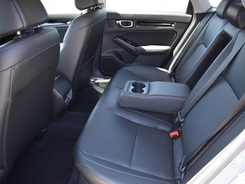 Used 2024 Honda Civic Touring image 17