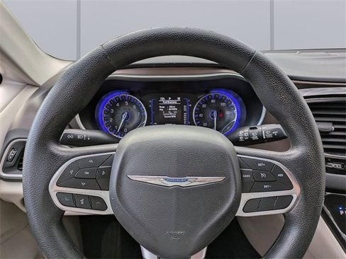 Used 2019 Chrysler Pacifica LX w/ Tire & Wheel Group image 29