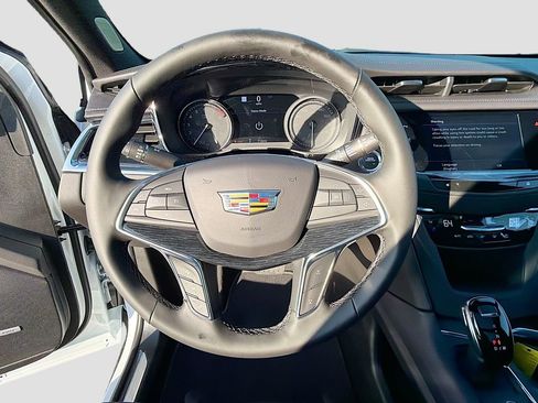 New 2026 Cadillac XT5 Premium Luxury w/ Driver Assist Package FWD image 11