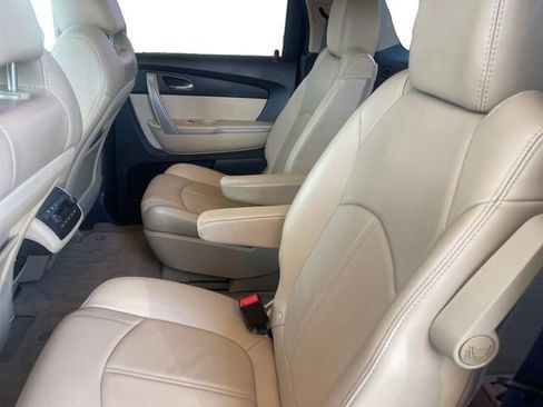 Used 2012 GMC Acadia SLT image 13