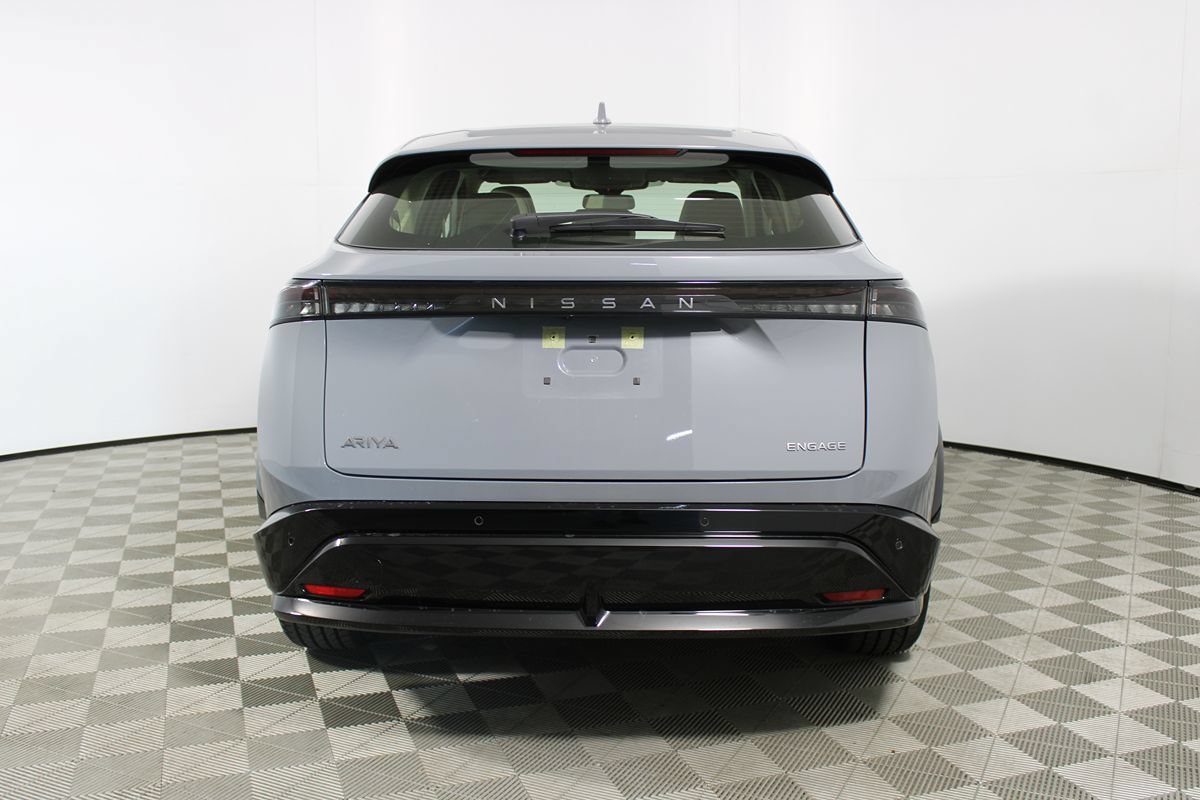 Used 2024 Nissan Ariya FWD image 29