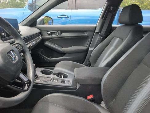 Used 2025 Honda Civic Sport image 2