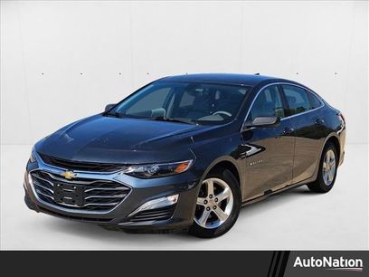 Used 2019 Chevrolet Malibu LS w/ LPO, Convenience Package 1