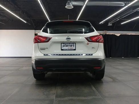 Used 2018 Nissan Rogue Sport SL FWD image 49