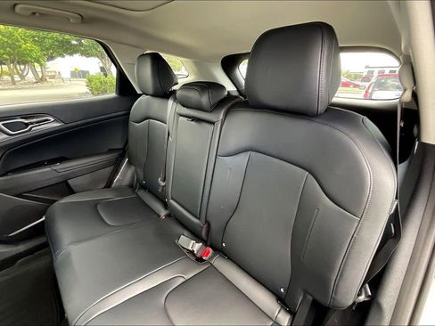 New 2026 Kia Sportage EX w/ EX Panoramic Sunroof Package image 12