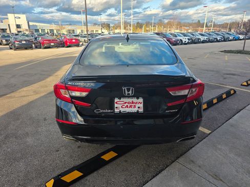 Used 2020 Honda Accord Sport image 4