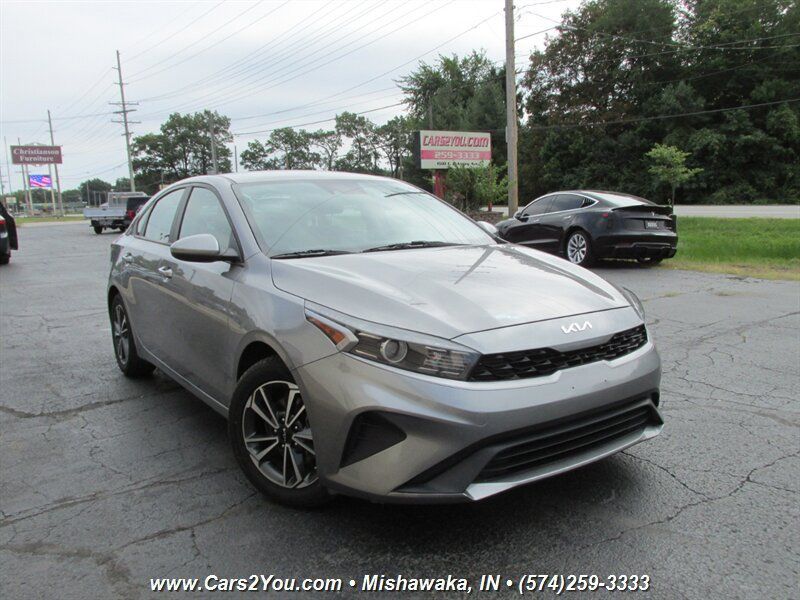 Used 2023 Kia Forte LXS FWD image 1