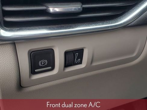 Used 2022 Cadillac XT4 Premium Luxury w/ Driver Awareness Package AWD/4WD image 19