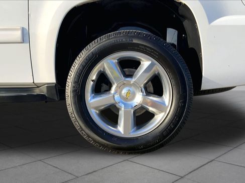 Used 2011 Chevrolet Avalanche LT w/ Texas Edition RWD image 7