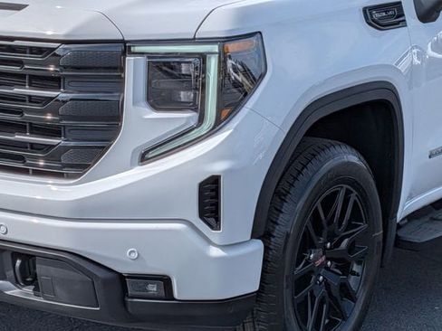 New 2026 GMC Sierra 1500 Elevation w/ Elevation Premium Package image 9