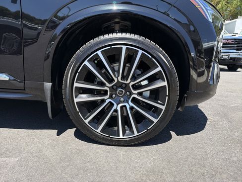 Used 2025 Volvo XC90 B6 Ultra w/ Lounge Package AWD/4WD image 13