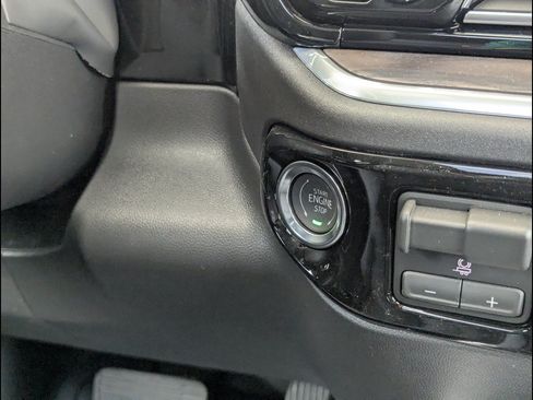 New 2026 GMC Sierra 1500 SLT AWD/4WD image 24