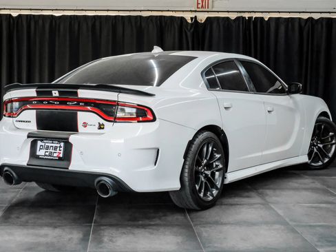 Used 2023 Dodge Charger Scat Pack w/ Technology Group RWD image 8