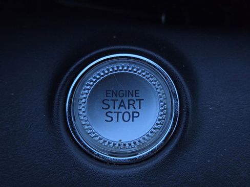 Used 2022 Genesis GV70 2.5T w/ Sport Prestige Package image 31