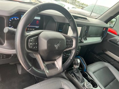 Used 2023 Ford Bronco Black Diamond AWD/4WD image 12