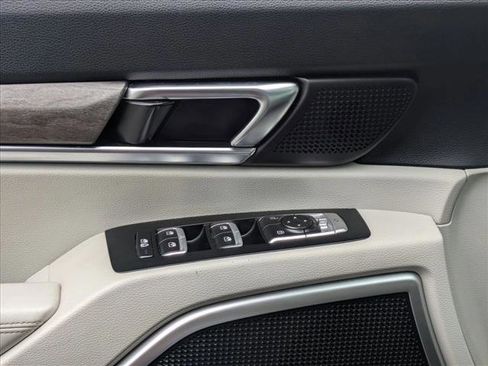 Used 2020 Kia Telluride EX w/ EX Premium Package FWD image 2