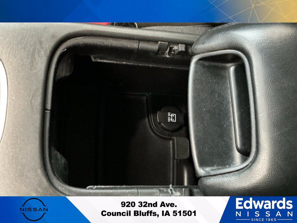 Used 2020 Dodge Journey SE w/ SE Popular Equipment Group FWD image 28