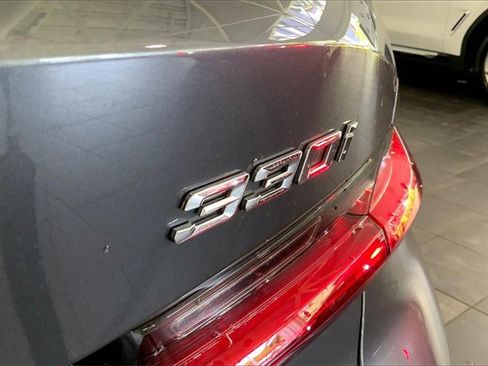 Used 2019 BMW 330i Sedan w/ Convenience Package image 8