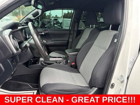 Used 2021 Toyota Tacoma TRD Sport RWD image 14