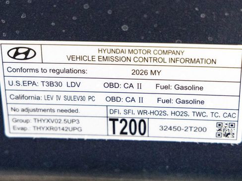 Used 2026 Genesis GV70 2.5T Advanced AWD/4WD image 32