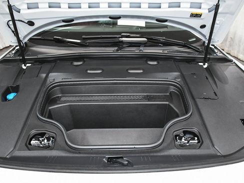 Used 2025 Audi S6 e-tron Prestige w/ 21" Black Optic Package image 78