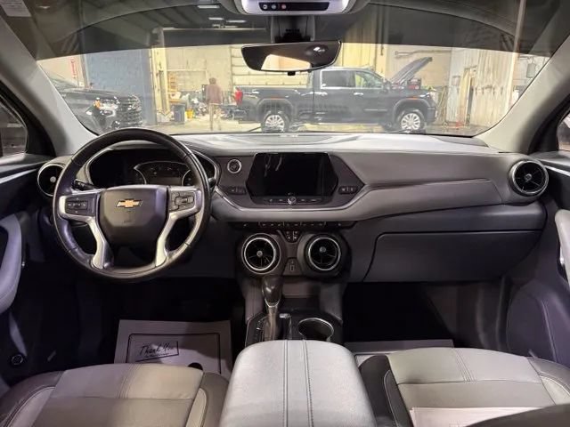 Used 2020 Chevrolet Blazer LT w/ Sound & Technology Package AWD/4WD image 10