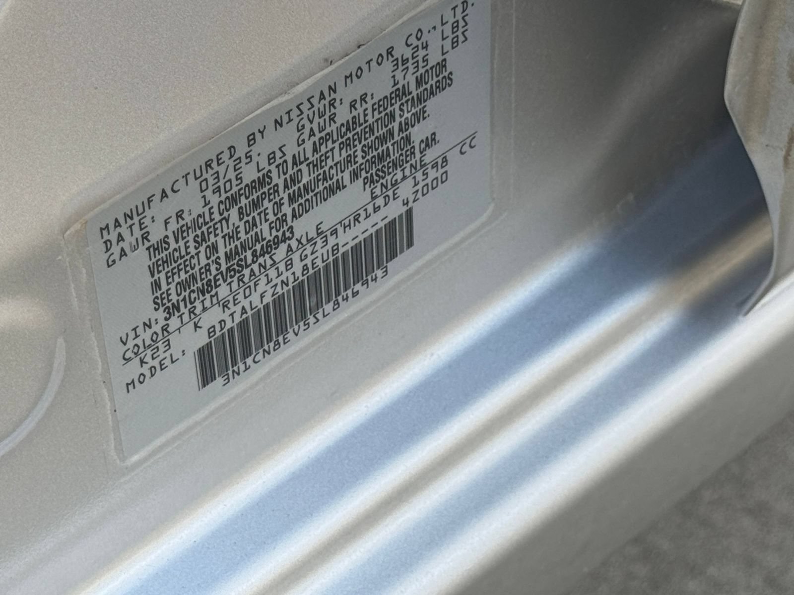 Used 2025 Nissan Versa SV FWD image 27