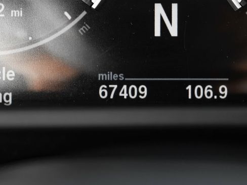 Used 2017 BMW X5 M AWD/4WD image 18