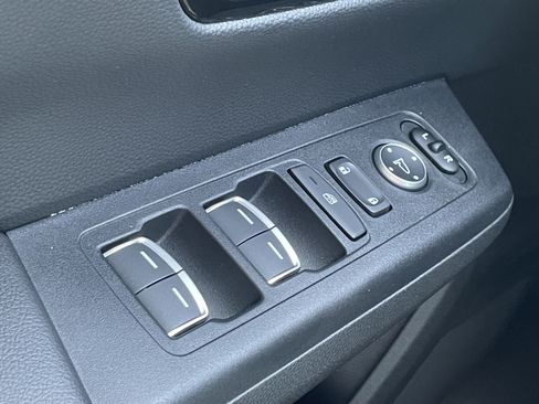Used 2026 Honda CR-V EX-L image 16