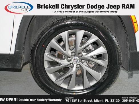 Used 2025 Buick Enclave Preferred FWD image 46