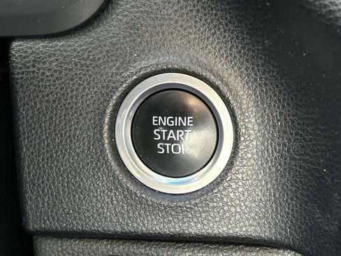 Used 2022 Toyota Tundra SR5 image 28