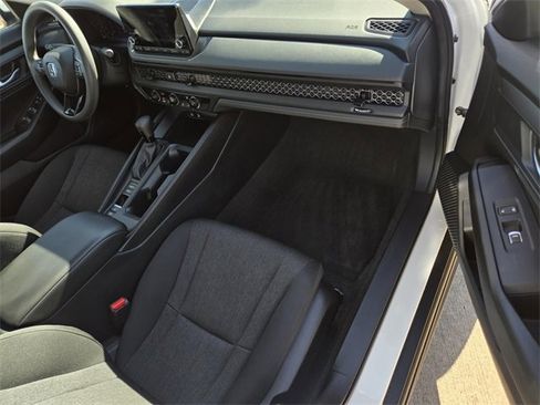 Used 2023 Honda Accord LX image 7