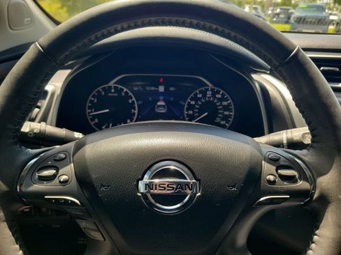 Used 2020 Nissan Murano Platinum w/ Cargo Package FWD image 22