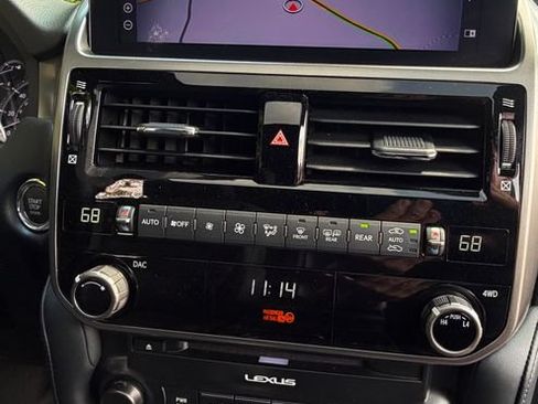 Used 2023 Lexus GX 460 Premium w/ Premium Package AWD/4WD image 21