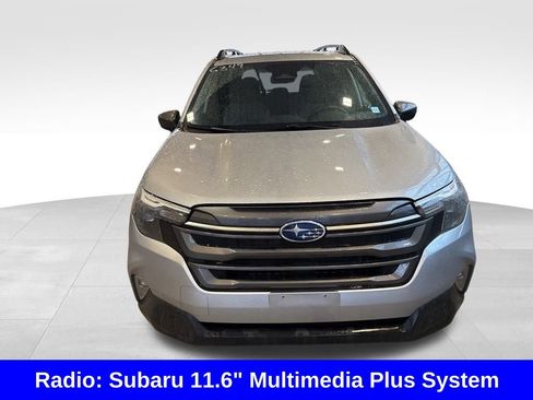 Used 2025 Subaru Forester Premium image 13