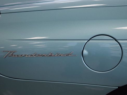 Used 2002 Ford Thunderbird Deluxe RWD image 30
