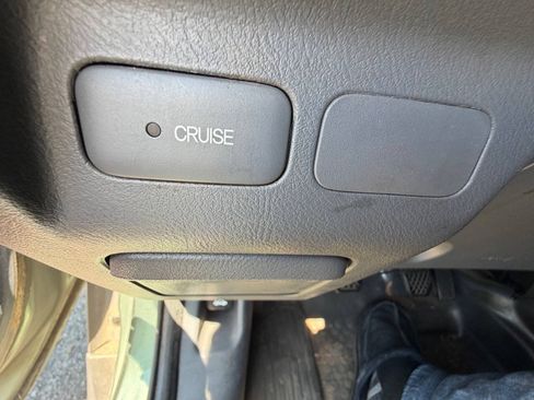 Used 2005 Honda Element EX image 17